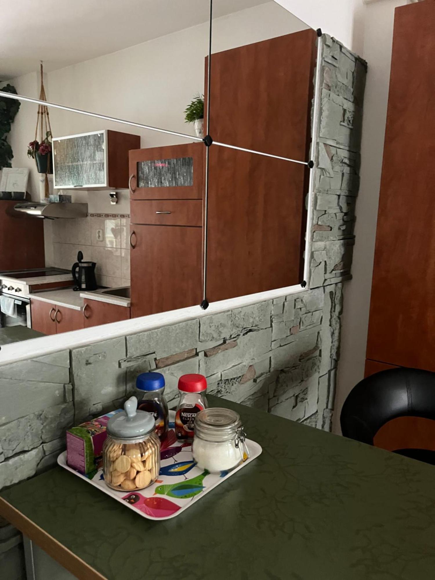 Terrace Apartment S 1 Spalnou Sofia-Parking & Wifi Bratislava Luaran gambar