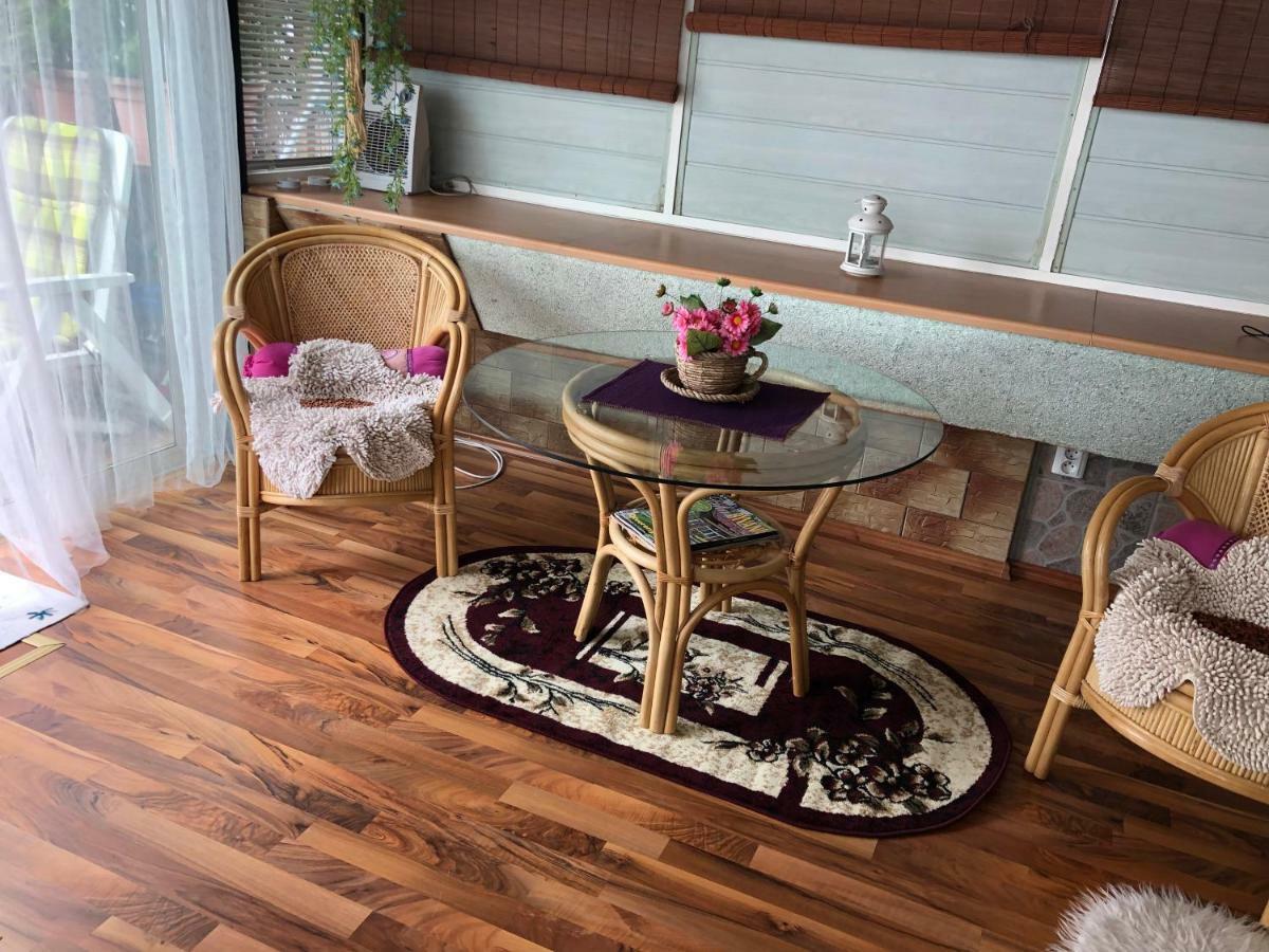 Terrace Apartment S 1 Spalnou Sofia-Parking & Wifi Bratislava Luaran gambar