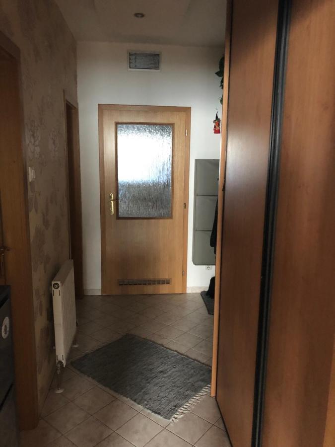 Terrace Apartment S 1 Spalnou Sofia-Parking & Wifi Bratislava Luaran gambar